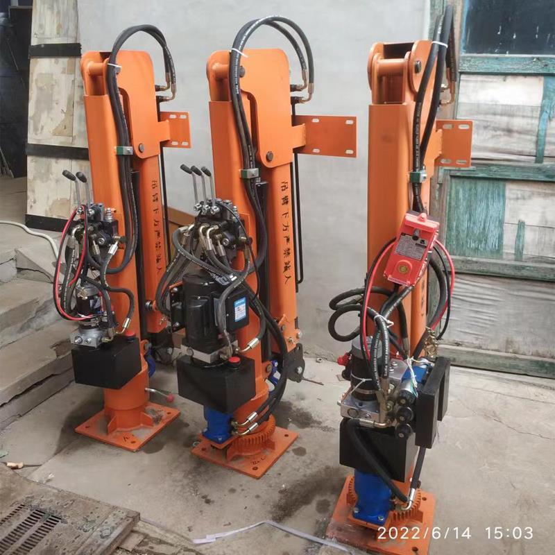 学甲区重汽蓝牌随车吊 3.2吨 国六动力强 液压驱动 农用自卸起重机